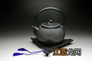 铁壶煮茶加水怎么加