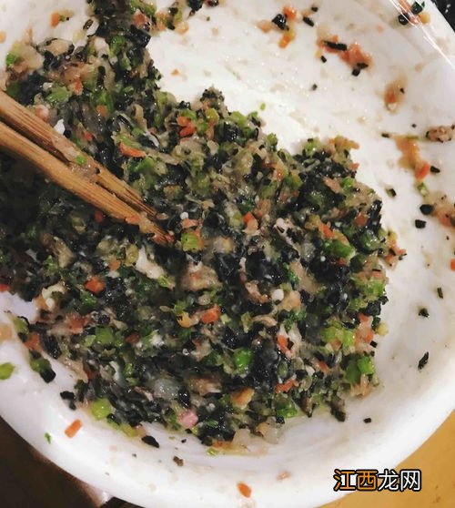 芹菜虾仁饺怎么做