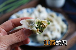 芹菜木耳馅怎么拌好吃吗