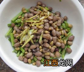 芹菜花生米怎么拌的