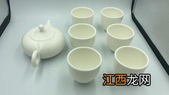 白瓷茶具怎么清洗