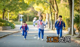 学生为什么不能玩手机聊天 学生为什么不能玩手机