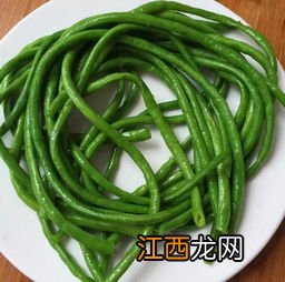 连豆角炒什么