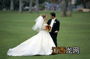 结婚腰镜买几个-结婚腰镜要放在哪里