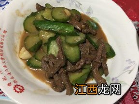 牛小黄瓜条怎么炒