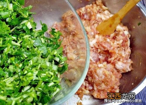 熟肉馅和什么菜调好吃