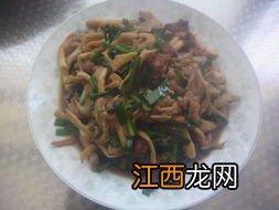 肉丝炒什么菇