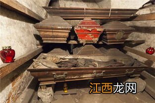 梦见棺材有死人抬起走好不好 赶紧过来看看