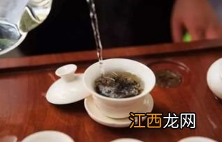 泡茶上面有泡沫怎么回事