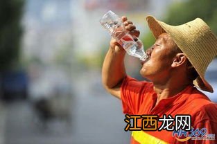 高温补贴要缴个税吗-高温补贴可以放在工资一起发吗