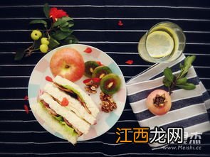 培根鸡蛋三明治放什么酱