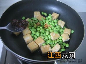 臭豆腐烧毛豆什么做