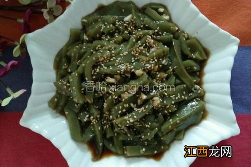 抹茶凉粉怎么做才更绿