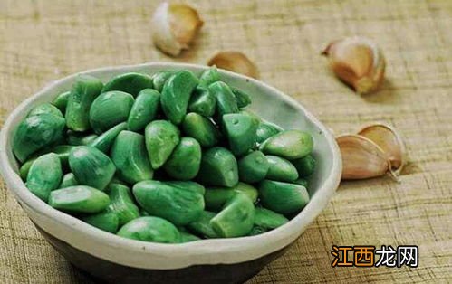 腊八蒜可以用切碎的蒜吗-大蒜切破了还能做腊八蒜吗