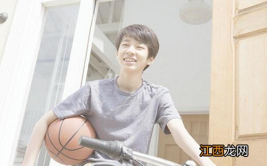 如何为青少年排解心理危机