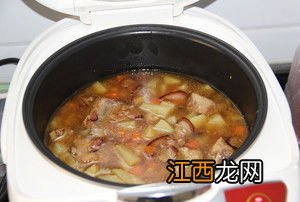 煮腊肉排骨放什么好吃