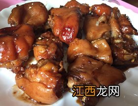 电饭煲炖猪脚需要多久