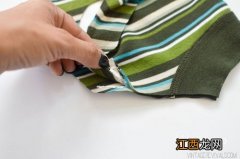 给狗狗做衣服教程 手工DIY制作技巧