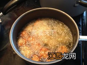 油炸猪肉丸子炒什么菜好吃吗