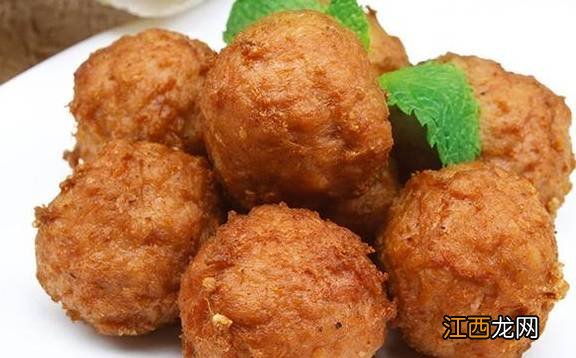 油炸猪肉丸子炒什么菜好吃吗