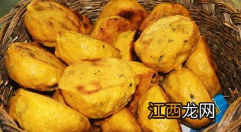 汤锅贴饼是什么菜