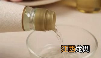 怎么去除紫砂茶盘上的茶垢