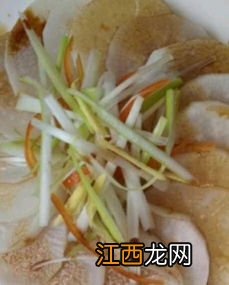 萝卜片怎么摆盘