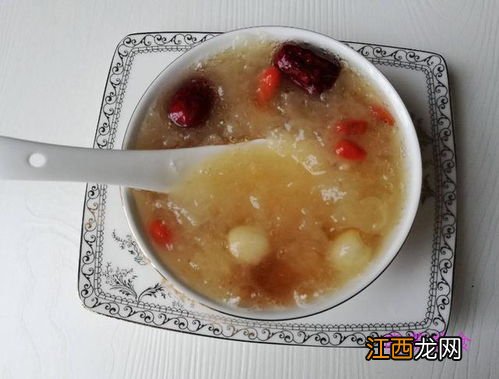 桂圆莲子羹煮多久