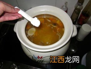 菌菇排骨汤可以加什么菜