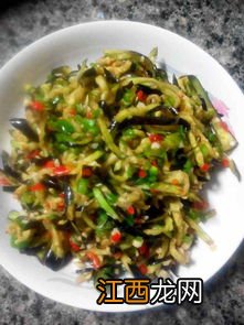 凉拌茄丝不能和什么一起吃