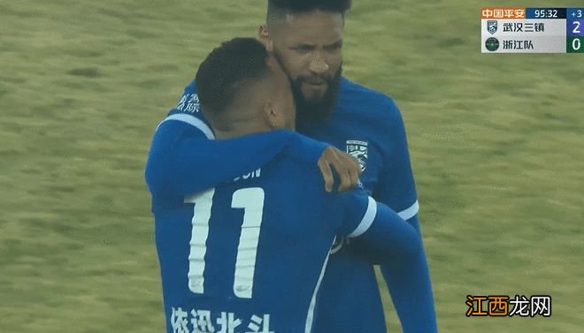 中超-斯坦丘世界波戴维森点杀 三镇2-0浙江领跑