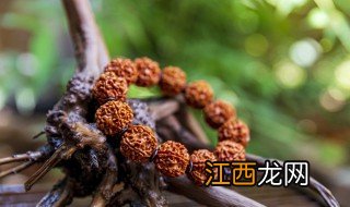 人带什么木制手链好 檀木手链适合什么人带