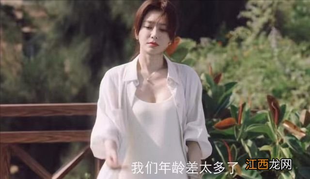 轻喜剧《芳心荡漾》今晚开播,秦岚蓝盈莹主演,3大看点值得期待