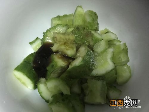 泡菜黄瓜炒什么好吃又简单