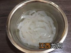 东北拉皮泡完要煮多久