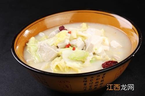 老豆腐炖白菜汤怎么做