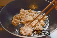 面粉炸粑粑加什么好吃