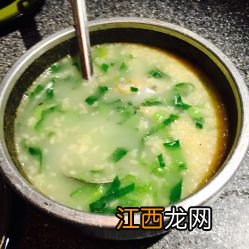 烧海鲜泡饭的米是什么