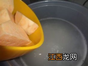 煮稀饭多久放红薯