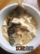 鲫鱼豆腐还可以加什么菜