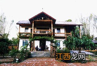 别具一格的景颇族竹楼