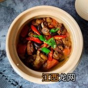 香菇炖鸡腿为什么上面有沫