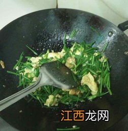 韭花蒸鸡蛋怎么做