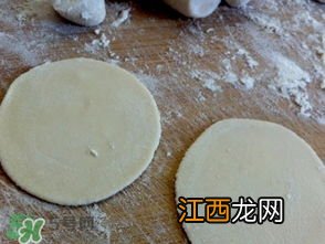 饺子皮面团太软怎么办