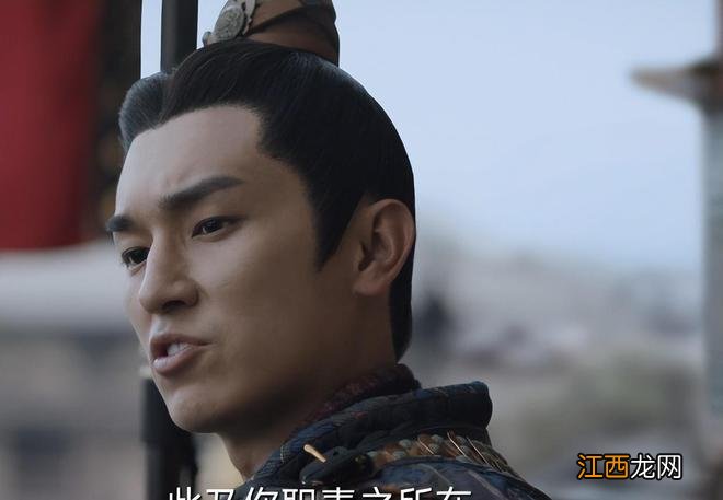 追光者：吴倩弯腰驼背可以忍，可罗云熙的“小身板”我真忍不了