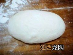 烧夹肉饼用什么水和做饼