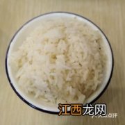 鸡油闷饭怎么做好吃