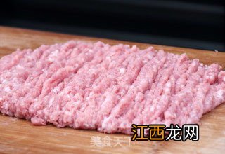 瘦肉剁多久