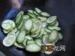 黄瓜炒海螺叫什么名字