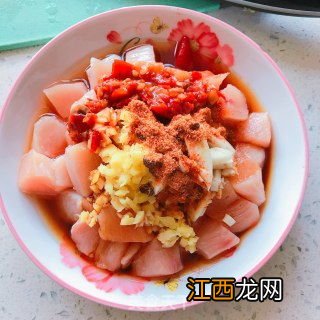 鸡脯肉炖土豆怎么做好吃